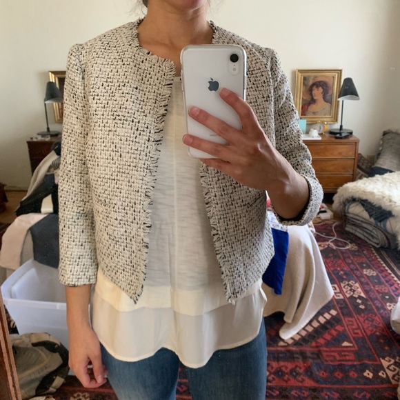 J Crew - Ivory tank top with hem - Picture 6 of 6